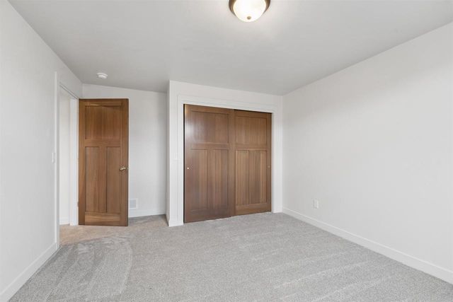 W7032 JACLYN LANE, Greenville, WI 54942