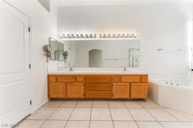 5213 Red Glory Drive, Las Vegas, NV 89130