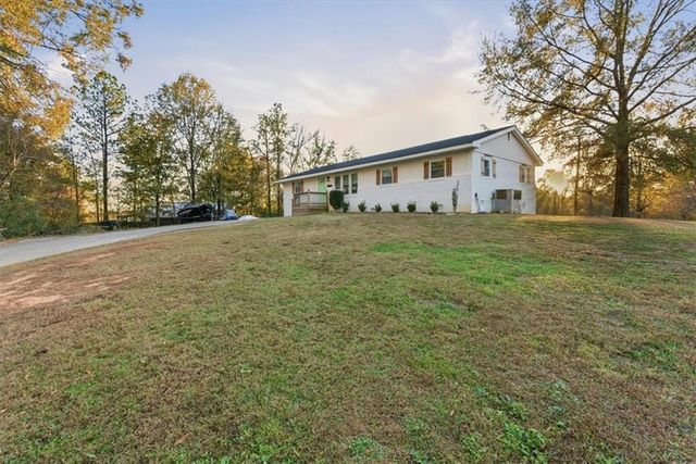 121 Ripley Avenue, Adairsville, GA 30103