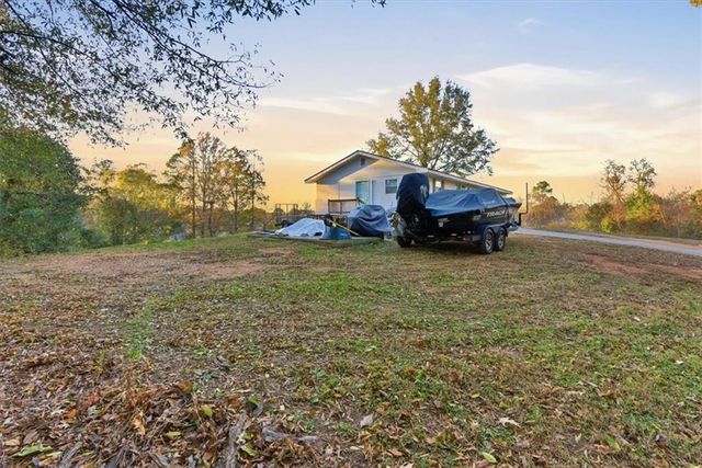 121 Ripley Avenue, Adairsville, GA 30103
