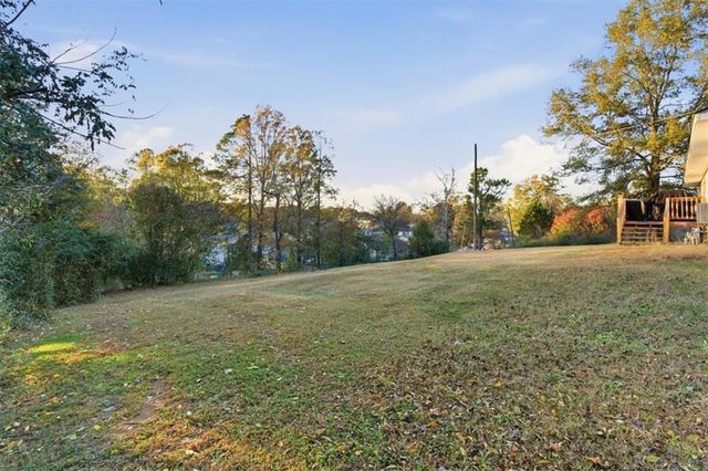 121 Ripley Avenue, Adairsville, GA 30103