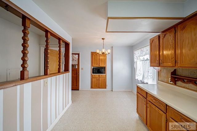 735 E 15th Street, Idaho Falls, ID 83404