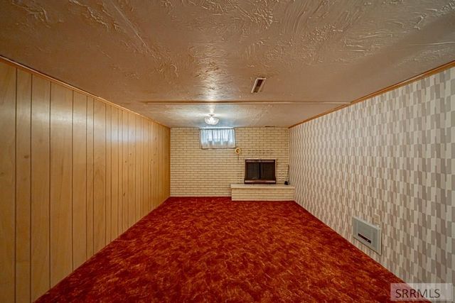 735 E 15th Street, Idaho Falls, ID 83404