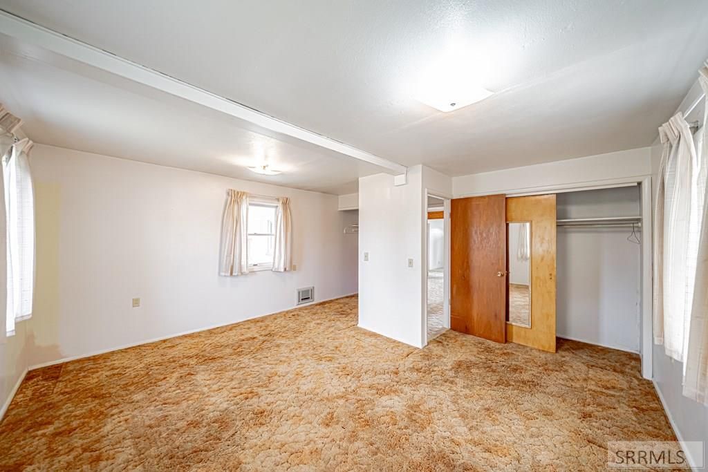 Image 14 of property listing at 735 E 15th Street, Idaho Falls, ID 83404