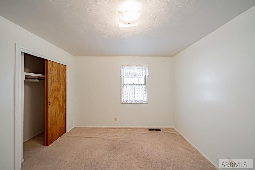 Image 18 of property listing at 735 E 15th Street, Idaho Falls, ID 83404