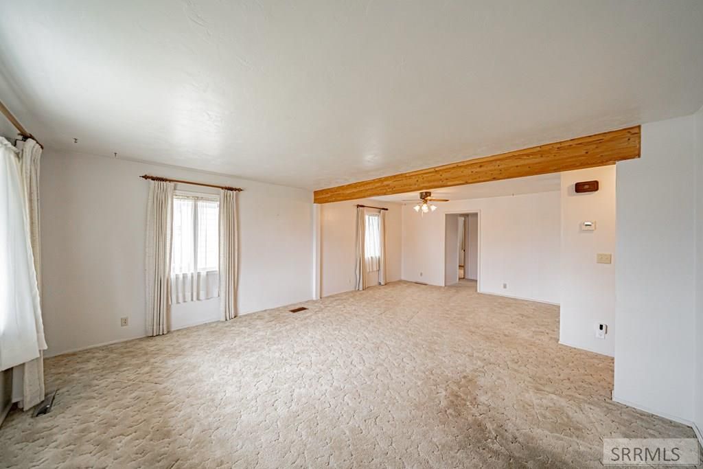 Image 3 of property listing at 735 E 15th Street, Idaho Falls, ID 83404