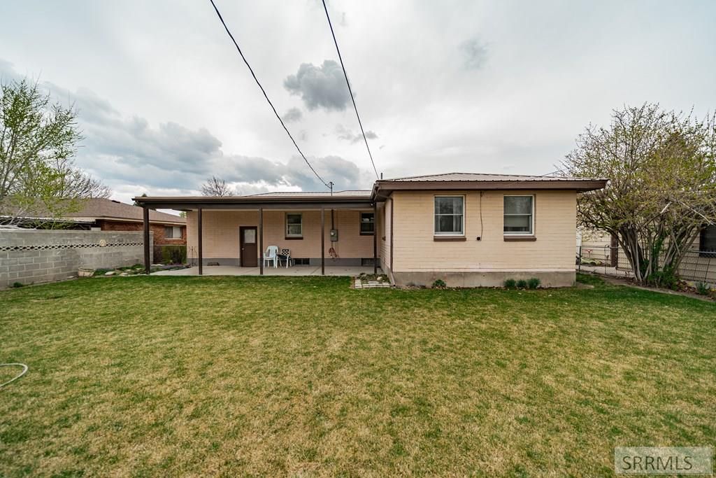 Image 31 of property listing at 735 E 15th Street, Idaho Falls, ID 83404