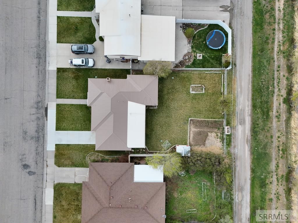 Image 33 of property listing at 735 E 15th Street, Idaho Falls, ID 83404