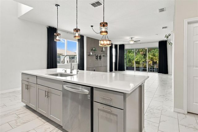 5706 MEZZANA RUN, Palmetto, FL 34221