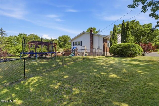 112 Route 236, Halfmoon, NY 12065