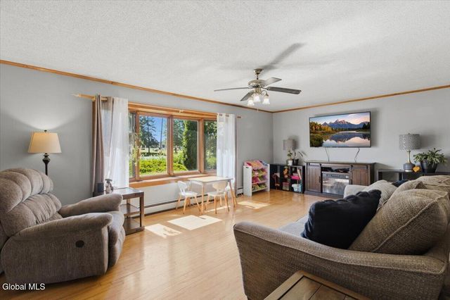 112 Route 236, Halfmoon, NY 12065