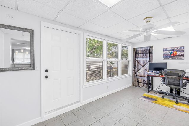 3723 59TH STREET N 6, St Petersburg, FL 33710