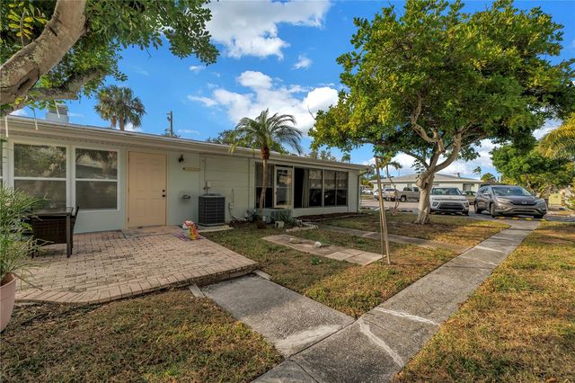 3723 59TH STREET N 6, St Petersburg, FL 33710