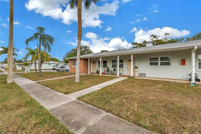 3723 59TH STREET N 6, St Petersburg, FL 33710