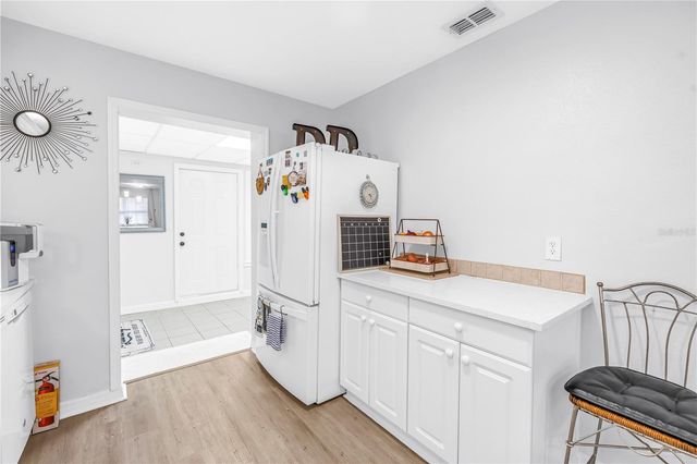 3723 59TH STREET N 6, St Petersburg, FL 33710