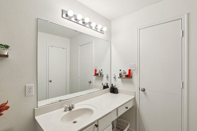 2429 Emerald Lane, Mckinney, TX 75071
