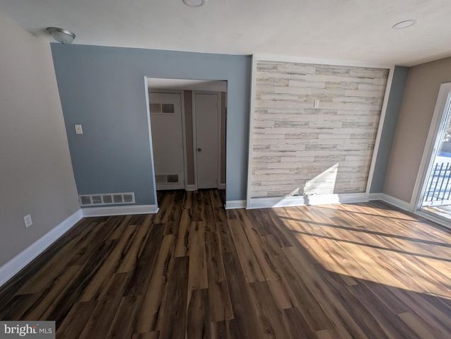 143 CHELSEA CIR, Clementon, NJ 08021