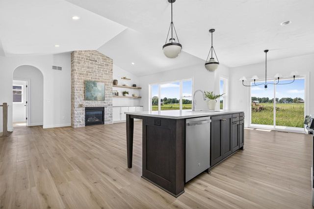 1609 TORCHWOOD TRAIL, De Pere, WI 54115