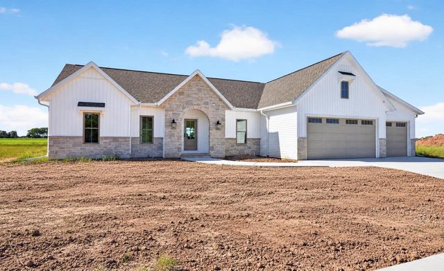 1609 TORCHWOOD TRAIL, De Pere, WI 54115