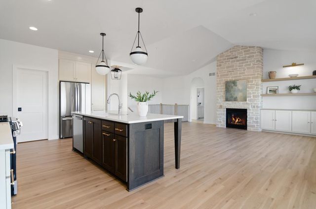 1609 TORCHWOOD TRAIL, De Pere, WI 54115