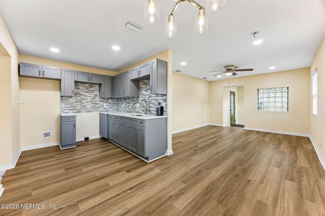 1745 ACADEMY Street, Jacksonville, FL 32209