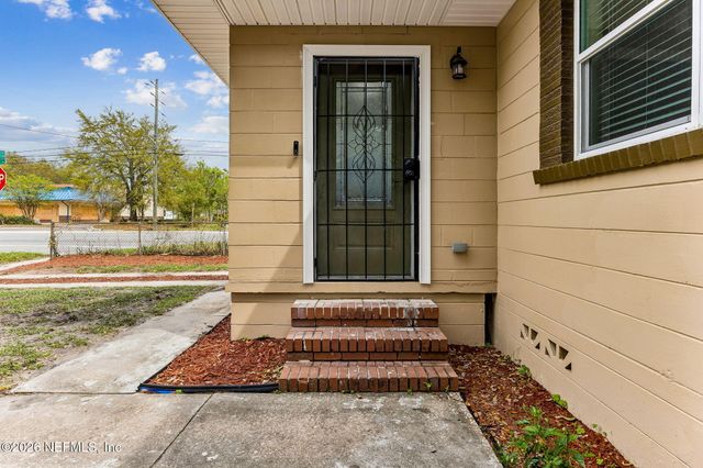 1745 ACADEMY Street, Jacksonville, FL 32209