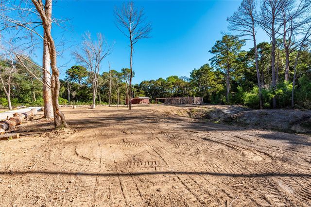 225 Foster Street, Alvin, TX 77511