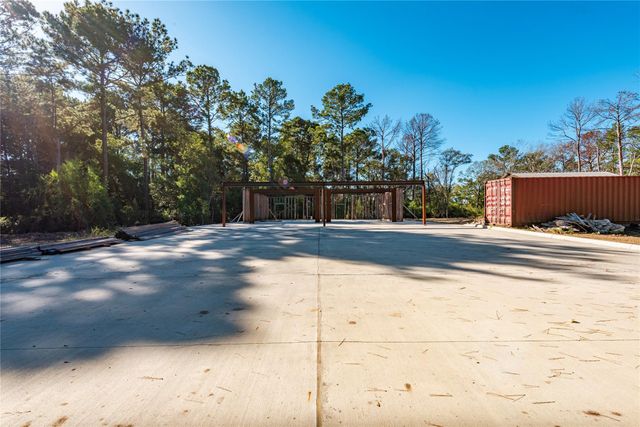 225 Foster Street, Alvin, TX 77511