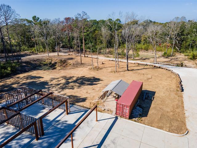 225 Foster Street, Alvin, TX 77511