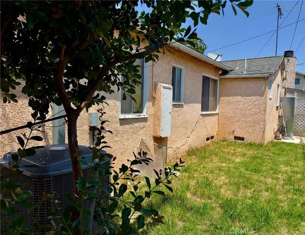 11816 Mitla, Downey, CA 90241