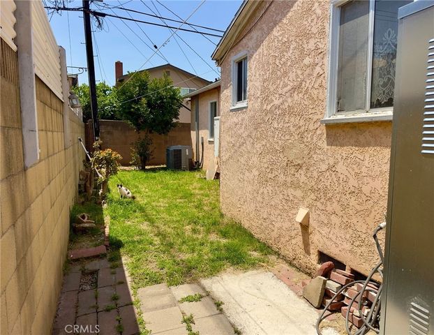 11816 Mitla, Downey, CA 90241