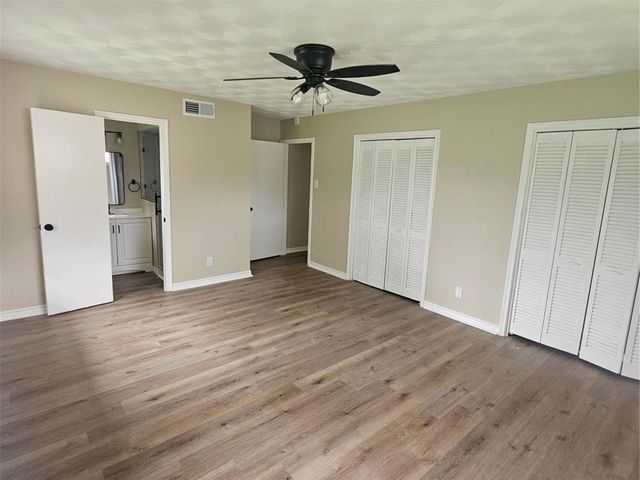 5907 Shady Crest Trail, Dallas, TX 75241