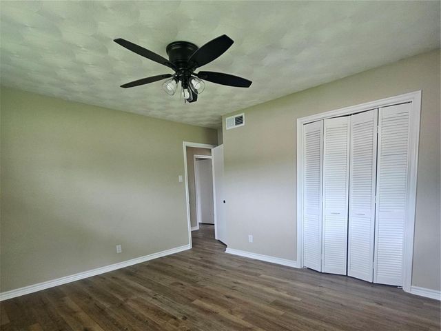 5907 Shady Crest Trail, Dallas, TX 75241
