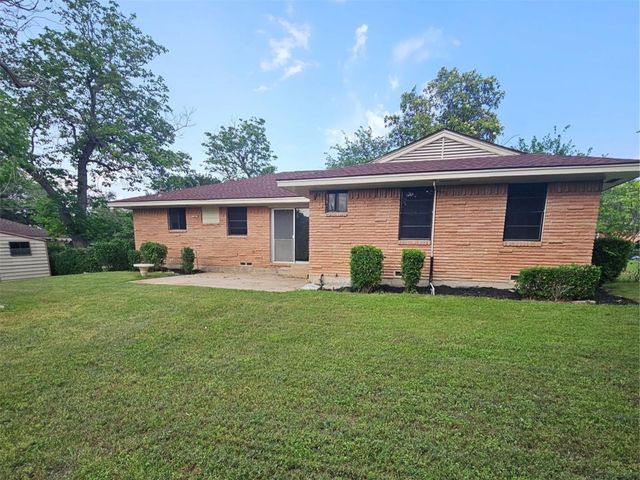 5907 Shady Crest Trail, Dallas, TX 75241