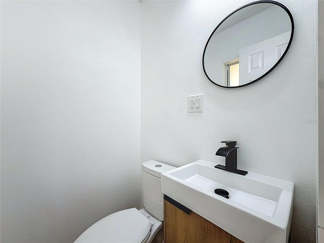 6108 OAK RIDGE AVENUE, New Port Richey, FL 34653