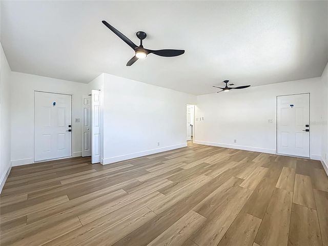 6108 OAK RIDGE AVENUE, New Port Richey, FL 34653