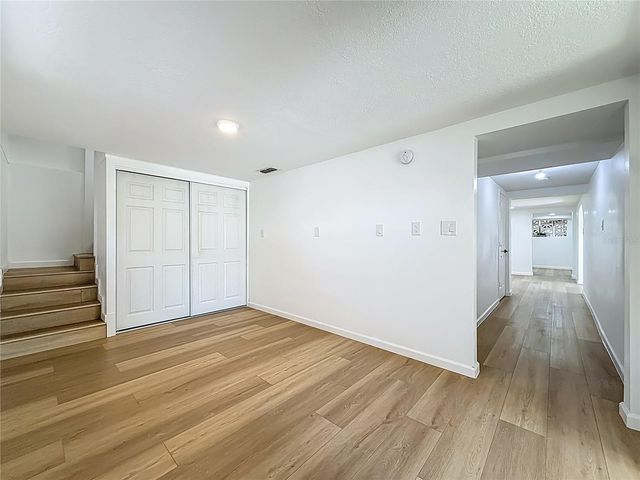 6108 OAK RIDGE AVENUE, New Port Richey, FL 34653