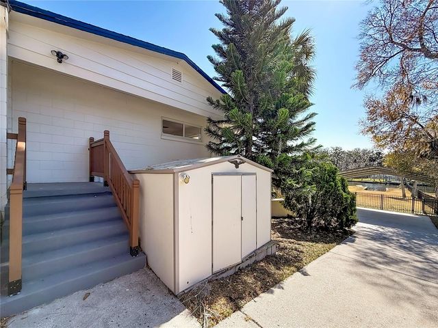 6108 OAK RIDGE AVENUE, New Port Richey, FL 34653