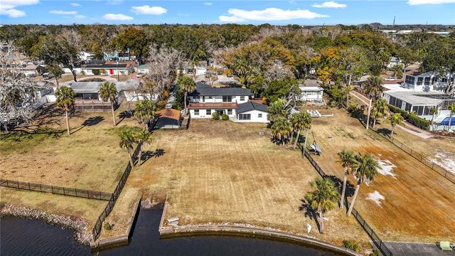 6108 OAK RIDGE AVENUE, New Port Richey, FL 34653