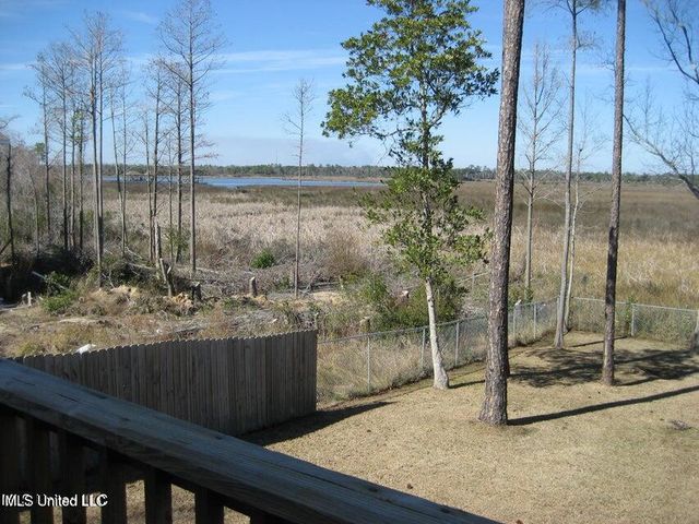 2106 Lauren Drive, Biloxi, MS 39532