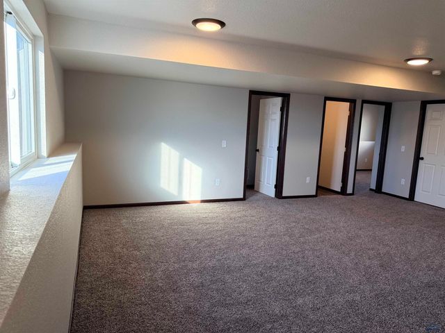 3518 LODI LN, Rapid City, SD 57703