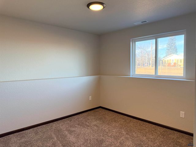 3518 LODI LN, Rapid City, SD 57703