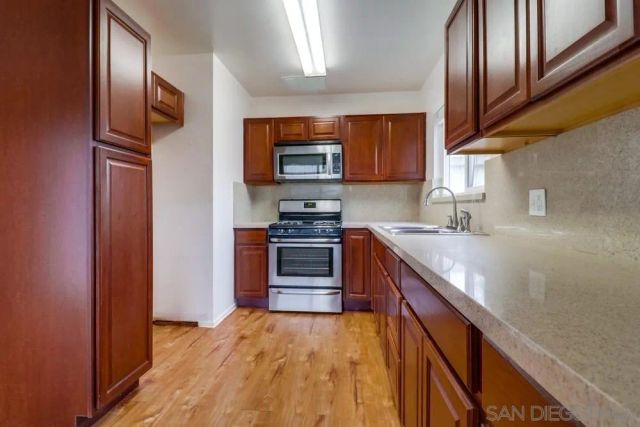 8568 Hurlbut St., San Diego, CA 92123