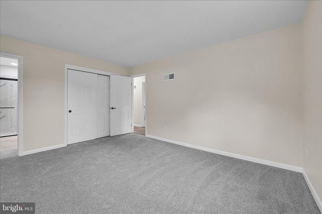 13 VILLA LN, Palmyra, PA 17078