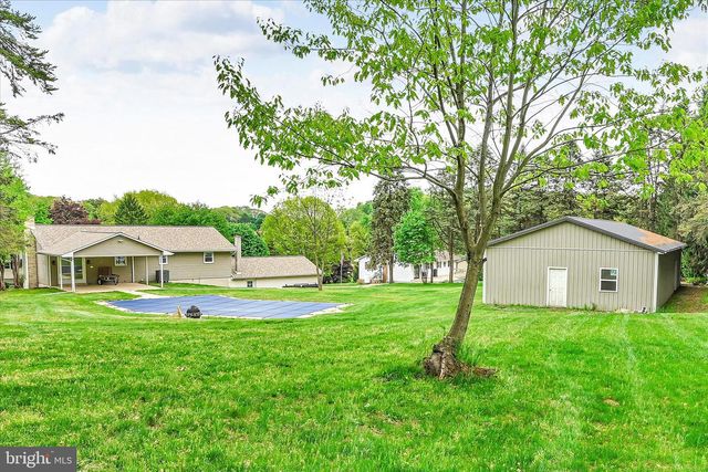 13 VILLA LN, Palmyra, PA 17078