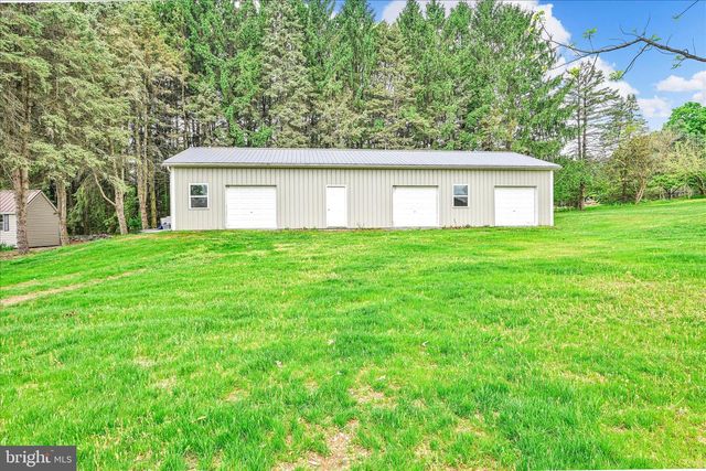 13 VILLA LN, Palmyra, PA 17078
