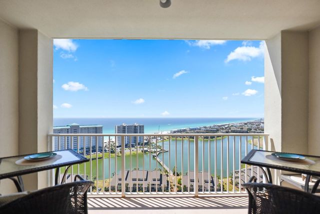 122 Seascape Boulevard 1906, Miramar Beach, FL 32550