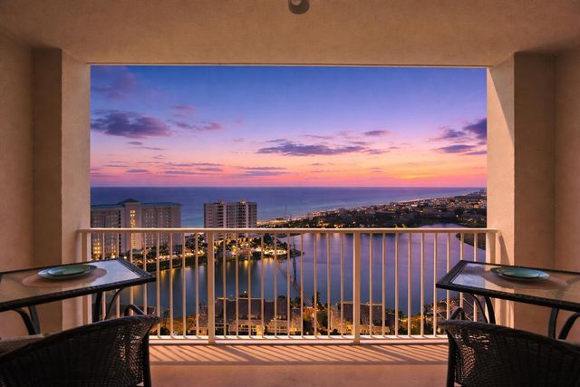 122 Seascape Boulevard 1906, Miramar Beach, FL 32550