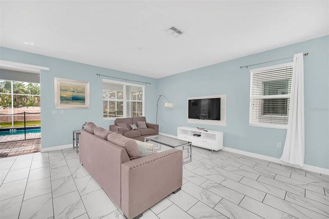 1652 MOON VALLEY DRIVE, Davenport, FL 33896