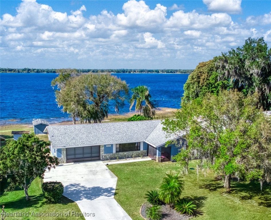 2470 S Lake Letta Drive, Avon Park, FL 33825